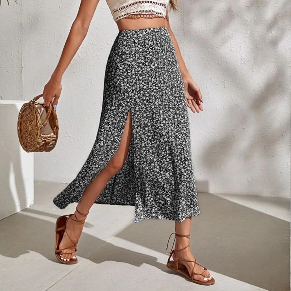 HIPPIE ROSE MAXI SKIRT